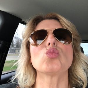 Meet your Posher, Jaelyn